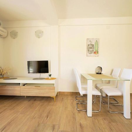Apartments Chilla *** 洛帕 外观 照片