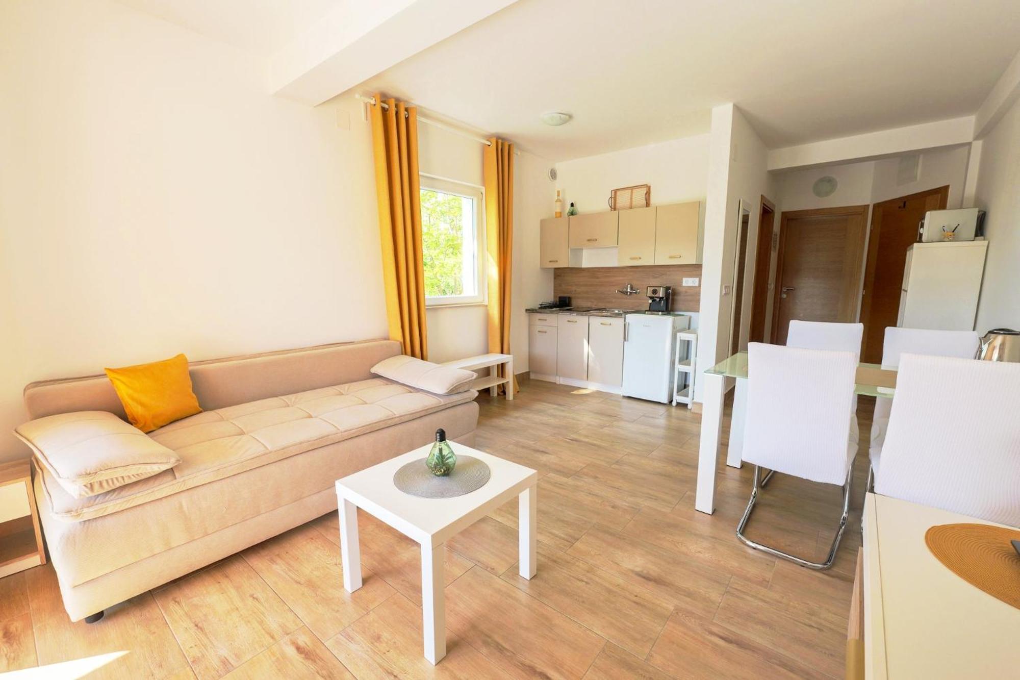 Apartments Chilla *** 洛帕 外观 照片